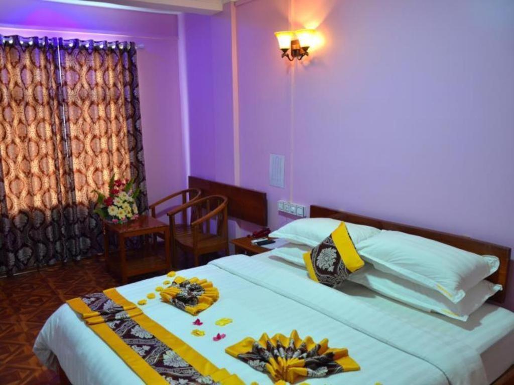 Hotel Ye Myanmar Мандалей Екстериор снимка