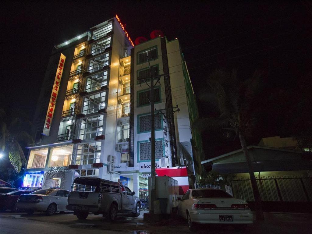 Hotel Ye Myanmar Мандалей Екстериор снимка