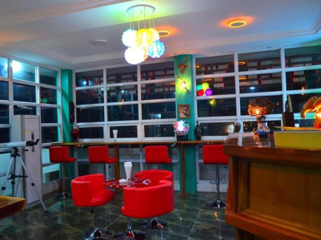 Hotel Ye Myanmar Мандалей Екстериор снимка