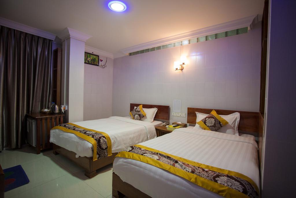 Hotel Ye Myanmar Мандалей Екстериор снимка